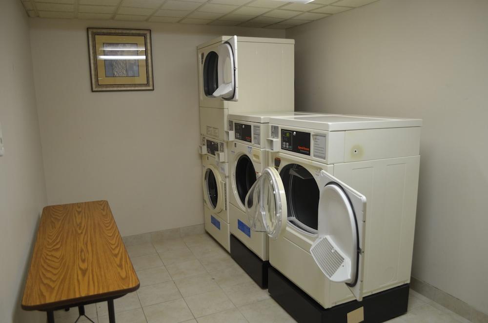 فندق Wingate By Wyndham Richmond شورت بومب المظهر الخارجي الصورة