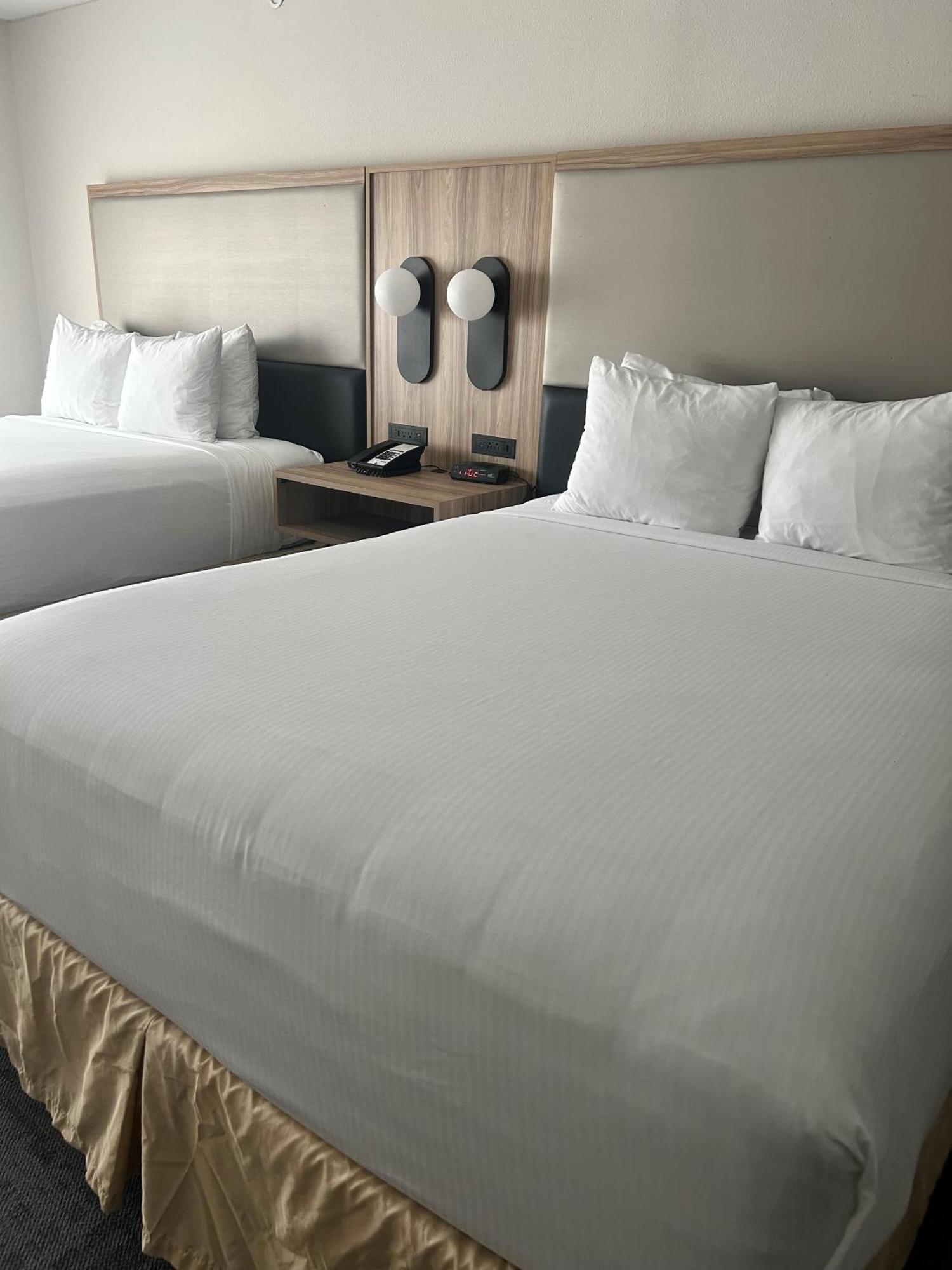 فندق Wingate By Wyndham Richmond شورت بومب المظهر الخارجي الصورة