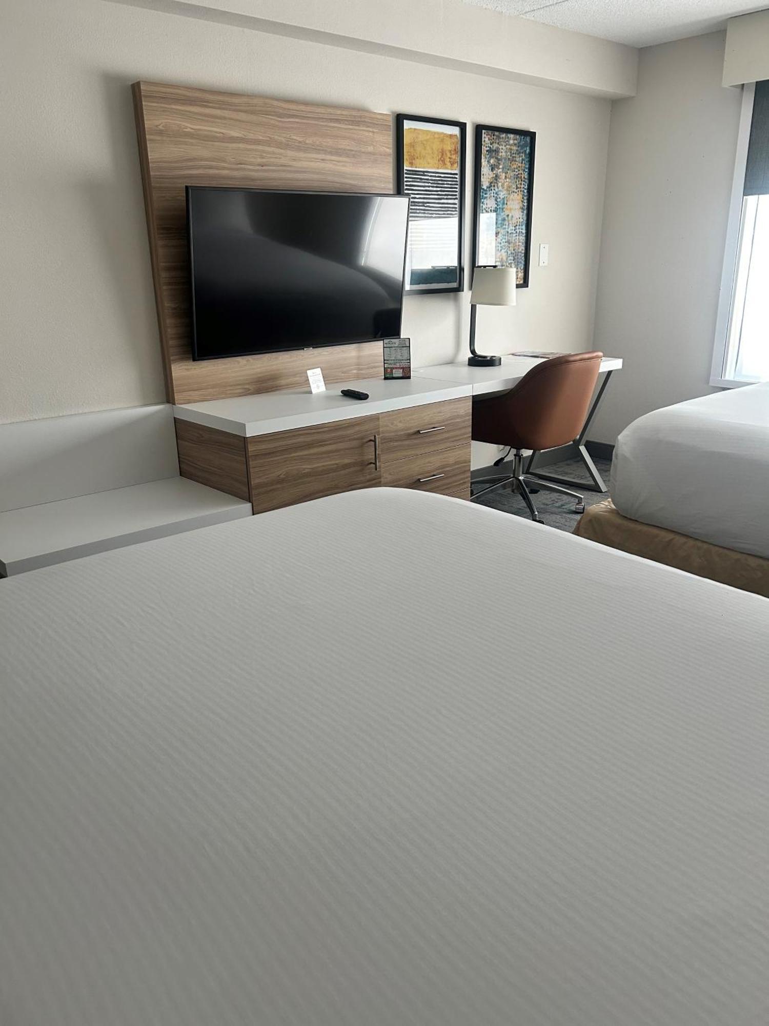فندق Wingate By Wyndham Richmond شورت بومب المظهر الخارجي الصورة